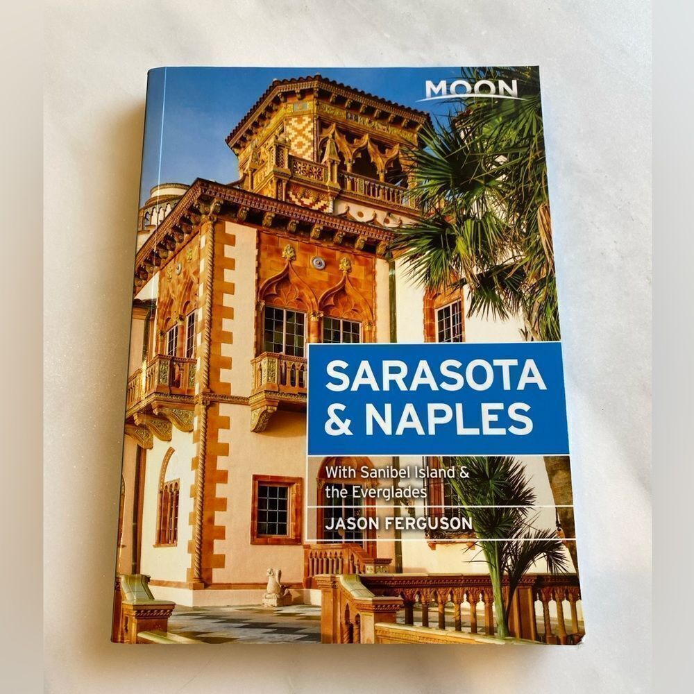 Moon Travel Guide Book Sarasota and Naples NEW